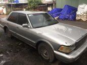 Cần bán xe cổ Toyota Crown đời 1991, màu bạc còn mới, 95 triệu