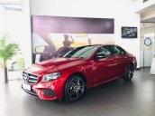 Cần bán với giá thấp chiếc Mercedes-Benz E300 AMG năm 2020, màu đỏ, giao nhanh