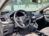 Bán Honda CR V E sản xuất 2019, màu trắng, nhập khẩu nguyên chiếc  