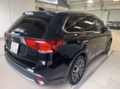 Bán ô tô Mitsubishi Outlander đời 2017, màu đen, nhập khẩu còn mới