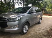 Bán xe Toyota Innova 2017, màu xám còn mới giá cạnh tranh