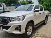 Bán xe Toyota Hilux 2019, màu trắng ít sử dụng, giá chỉ 630 triệu đồng