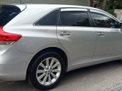 Cần bán xe Toyota Venza 2.7 AWD 2009, màu bạc