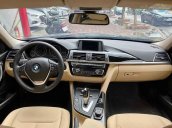 Cần bán gấp BMW 3 Series 320i sản xuất 2018, màu đen, xe nhập