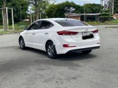 Bán Hyundai Elantra MT sản xuất  2017 , xe còn mới, giá thấp, gia đình sử dụng