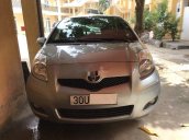 Cần bán gấp Toyota Yaris năm 2009, màu bạc, nhập khẩu  