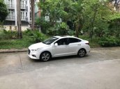 Bán xe Hyundai Accent sản xuất 2019, màu trắng  