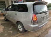 Bán xe Toyota Innova 2008, màu bạc còn mới