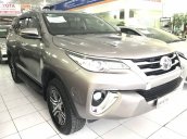 Cần bán lại xe Toyota Fortuner 2.4G năm 2019, xe còn đẹp như mới, giao nhanh