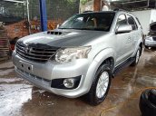 Bán Toyota Fortuner sản xuất 2014 còn mới