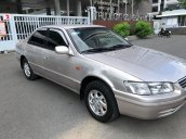 Xe Toyota Camry năm 2001 còn mới, 258 triệu