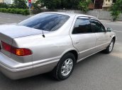 Xe Toyota Camry năm 2001 còn mới, 258 triệu