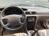 Xe Toyota Camry năm 2001 còn mới, 258 triệu