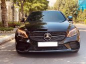 Cần bán gấp Mercedes-Benz C300 AMG 2020 sản xuất năm 2019, màu đen