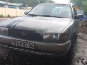 Xe Nissan Sunny sản xuất năm 1993, màu xám, nhập khẩu nguyên chiếc còn mới