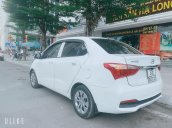 Bán Hyundai Grand i10 năm sản xuất 2018, màu trắng chính chủ, giá 300tr