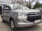 Bán ô tô Toyota Innova năm 2017, màu bạc, xe cũ giá tốt