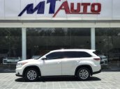 Cần bán gấp Toyota Highlander LE 2.7 năm sản xuất 2015, màu trắng, nhập khẩu nguyên chiếc