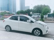 Bán Hyundai Grand i10 năm sản xuất 2018, màu trắng chính chủ, giá 300tr