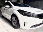 Cần bán Kia Cerato sản xuất năm 2018 còn mới