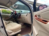 Bán Toyota Innova G năm sản xuất 2007, màu bạc còn mới 