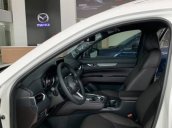 Bán Mazda CX-8 Premium năm sản xuất 2020, màu trắng, giảm giá sâu