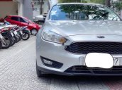 Bán ô tô Ford Focus sản xuất năm 2017, màu bạc, nhập khẩu, giá tốt