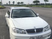 Cần bán xe Nissan Sunny đời 2002, màu trắng còn mới 