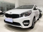 Cần bán Kia Rondo năm sản xuất 2019, màu trắng còn mới, 600 triệu