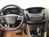 Cần bán Ford Focus năm 2019, màu trắng, odo 23.000km