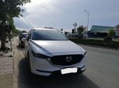 Cần bán lại xe Mazda CX 5 đời 2018, màu trắng xe gia đình