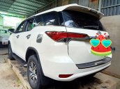 Bán Toyota Fortuner 2017, màu trắng, nhập khẩu nguyên chiếc xe gia đình