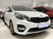 Cần bán Kia Rondo năm sản xuất 2019, màu trắng còn mới, 600 triệu