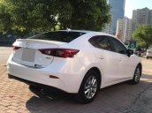 Bán Mazda 3 năm sản xuất 2018, màu trắng còn mới