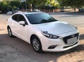 Bán Mazda 3 năm sản xuất 2018, màu trắng còn mới