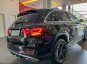 Mercedes GLC 300 AMG khuyến mãi khủng