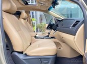 Bán ô tô Kia Sedona 2.2 FL 2018, màu ghi vàng