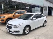 Bán Chevrolet Cruze sản xuất 2017, màu trắng còn mới 