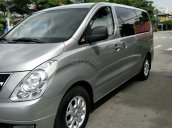 Cần bán nhanh với giá thấp chiếc Hyundai Starex đời 2012, xe còn mới, chính chủ sử dụng