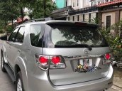 Cần bán Toyota Fortuner 2013, màu bạc xe gia đình, 545tr