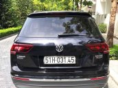 Bán Volkswagen Tiguan đời 2018, màu đen, xe nhập mới chạy 3V km