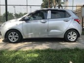 Chính chủ bán Hyundai Grand i10 sản xuất năm 2014, màu bạc, nhập khẩu