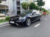 Cần bán gấp Mercedes C200 đời 2015, màu đen còn mới