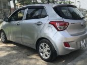 Chính chủ bán Hyundai Grand i10 sản xuất năm 2014, màu bạc, nhập khẩu