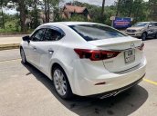 Bán Mazda 3 năm sản xuất 2018, màu trắng, xe gia đình, giá 645tr