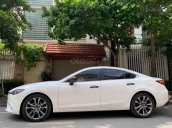 Bán Mazda 6 2.0 Preminium năm 2019, màu trắng, giá tốt