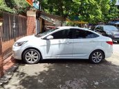 Bán Hyundai Accent đời 2013, màu trắng, nhập khẩu  