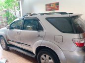 Bán Toyota Fortuner năm sản xuất 2011, nhập khẩu nguyên chiếc 