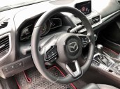 Cần bán Mazda 3 đời 2018, màu trắng, số tự động, giá 596tr