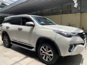 Bán xe Toyota Fortuner 2.7V 4WD năm 2017, màu trắng, nhập khẩu nguyên chiếc